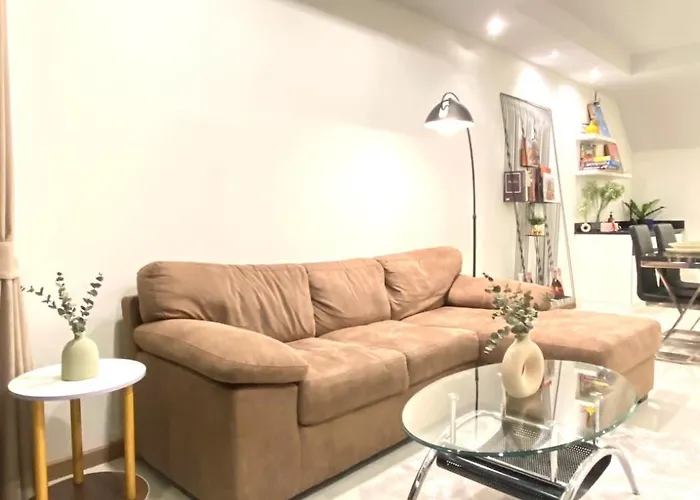 4beds 4baths New Renovated Entire House Bts Ekkamai Bangkok