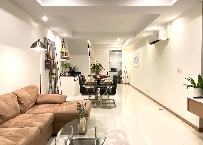 4beds 4baths New Renovated Entire House Bts Ekkamai