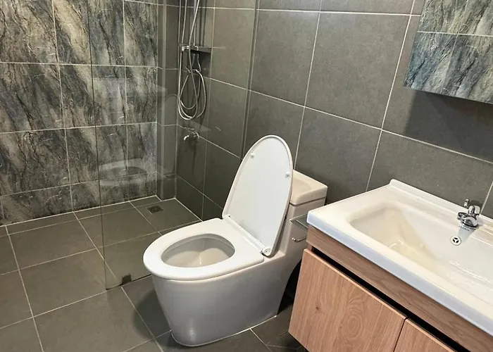 4beds 4baths New Renovated Entire House Bts Ekkamai Vakantiehuis *