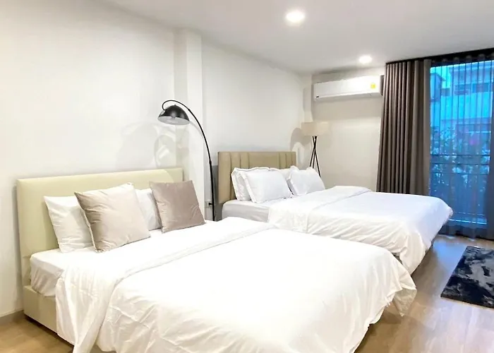 4beds 4baths New Renovated Entire House Bts Ekkamai Vakantiehuis